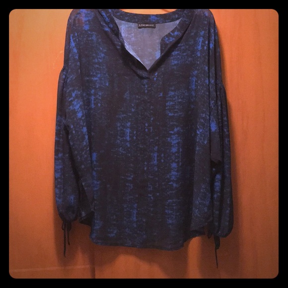 Lane Bryant Tops - Women’s Lane Bryant Navy Print Top Lane Bryant Tops - Women’s Lane Bryant Navy Print Top